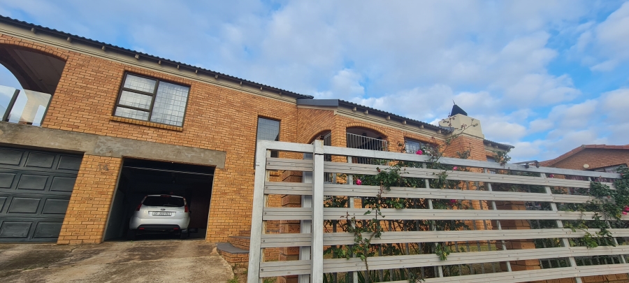 4 Bedroom Property for Sale in Mossel Bay Ext 26 Western Cape